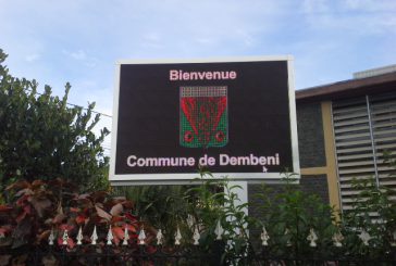 Des manifestants bloquent la mairie de Dembéni pour des terrains