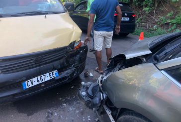 Accident entre une voiture et un taxi à Tsararano