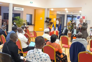 60 personnes cet après-midi à Bandrélé pour les consultations sur la loi Mayotte