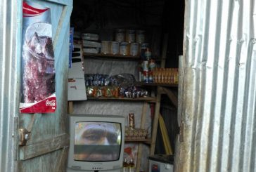 Ouangani : ils volent un douka en arrachant la porte, et caillassent les voisins