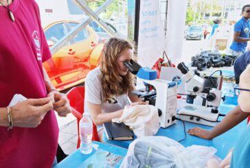 La jeunesse mahoraise s’intéresse à la science (photos)